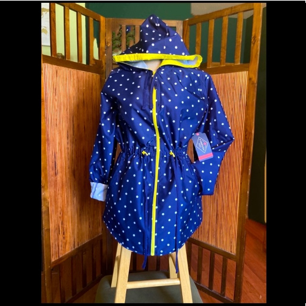 St. John’s Bay blue raincoat w/hood. Small. NWT.